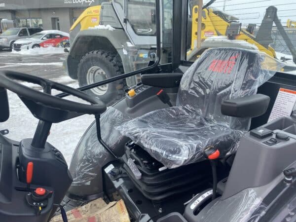 2025 Kioti CK4020SEHCB **profitez de la promotion charger gratuit** - Image 3