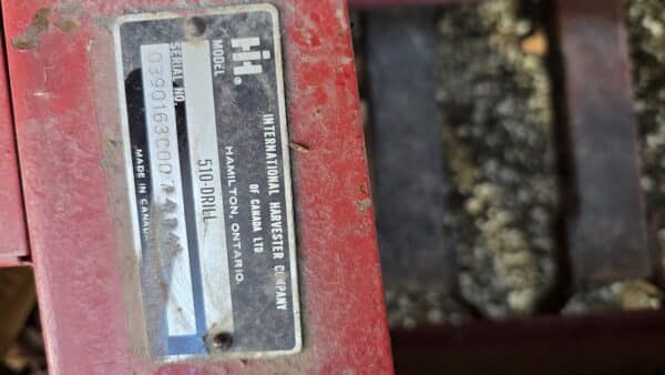 Semoir International 510 12 pi 7 po roue marqueur - Stock#d9364b – Image 2
