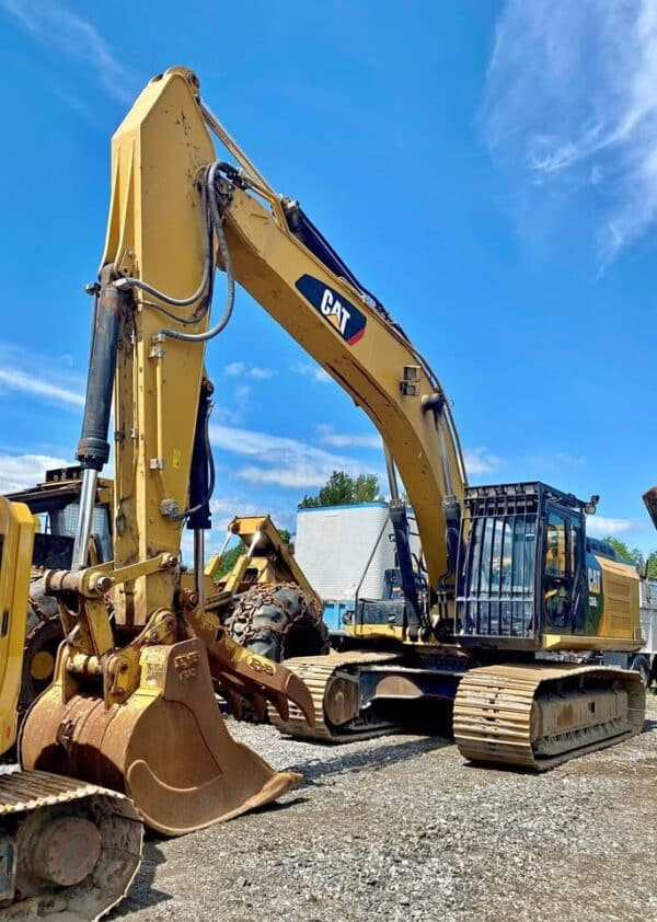 Excavatrice Caterpillar 336EL avec 2 godets et un pouce-Monté forestière-9129HRS-Année:2018 Stock #S2223P/9216 - Image 2
