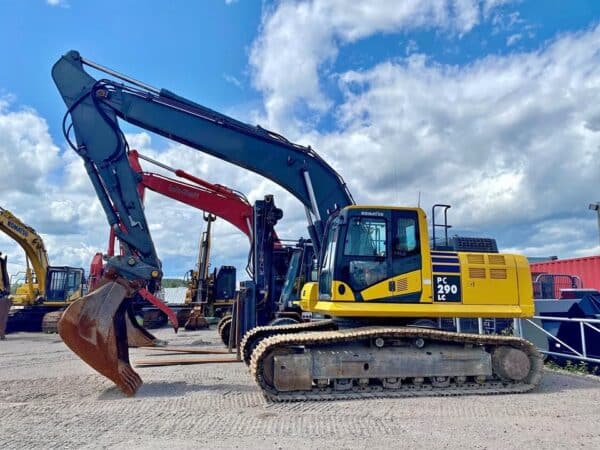Excavatrice Komatsu PC 290LC-11 avec 1 godet-6213HRS-Année:2015 Stock #S2223G/9216 - Image 2