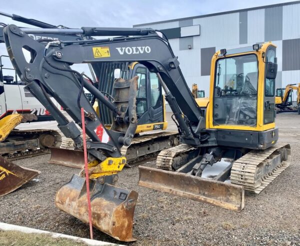Excavatrice Volvo ECR58-Attache pin grabber et 2 godets-6821HRS-Année:2007 Stock #S2236C/9216 - Image 3