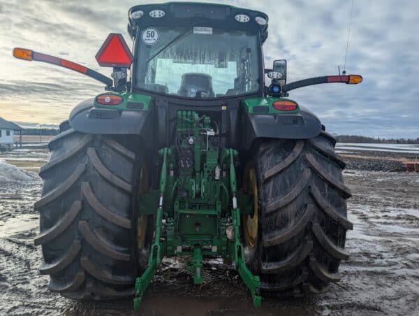 Tracteur John Deere 6R 195 50km ivt,front hitch,Garantie full 5ans /5000hrs-Année:2024-390hrs -Stock#d8804c DEAL!!! Rabais de 60000$ - Image 3