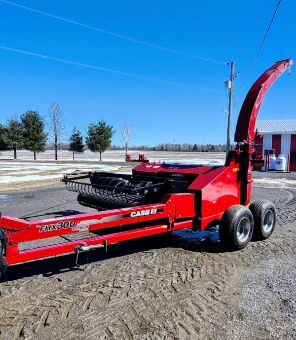 Fourragère Case Ih FHX 300 rouleau craqueur, nez à foin, Année:2014 - Stock#d9327a - Image 2