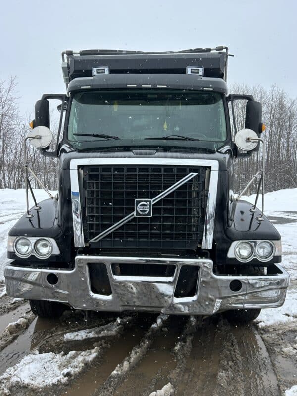 Camion Dompeur Volvo automatique Année:2015 -377200 kilos Stock#P1317/9292a - Image 3