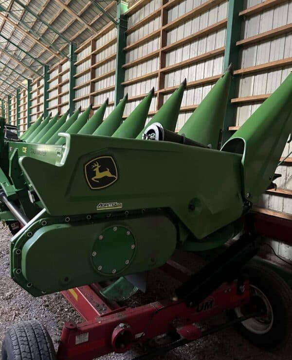 Nez à Maïs John Deere C12F repliable 12 rang (900 acres)-Année:2024-Stock#d9402a – Image 4