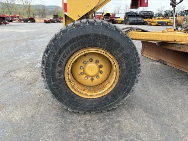 Niveleuse Caterpillar 140M avec blade 14pi et aile à neige-anné:2012-10.620 heures-Stock#E1200W/9387 – Image 16